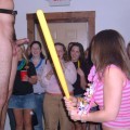 Re: YOUNG GIRLS at PARTY- Drunk teenagers - Amateurs pics 18