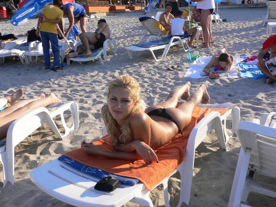 Adorable lena at italian beach