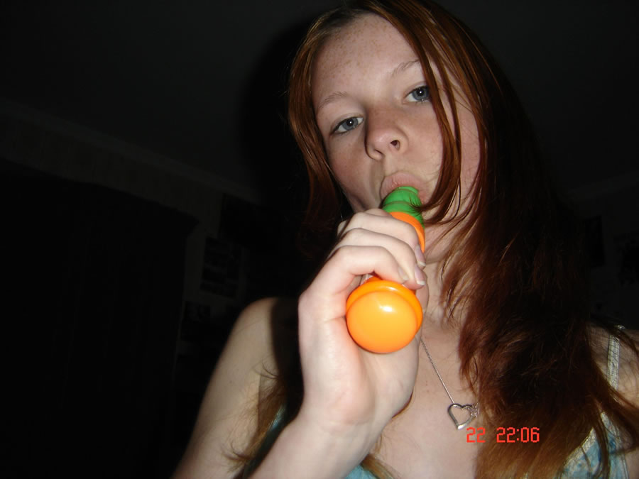 Xxx stolen pics - private amateur young girl 3885054