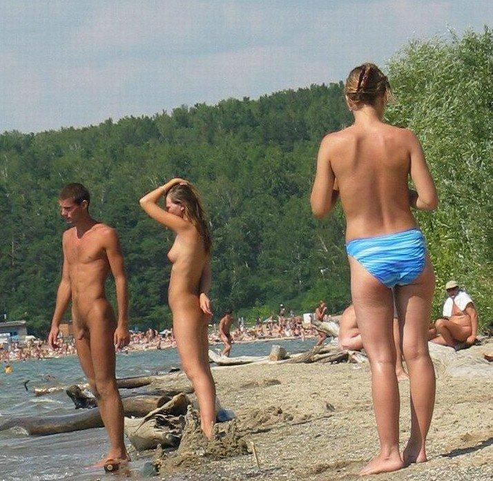 Nudist couples in public