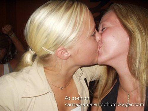 Kissing girlfriendss 01