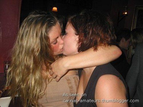 Kissing girlfriendss 01