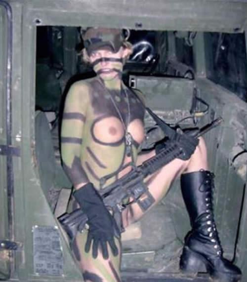 Amateur army girl in iraq