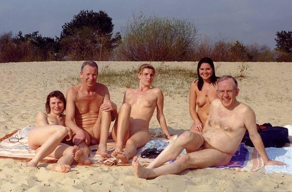 Nudists! nudists! nudists! 