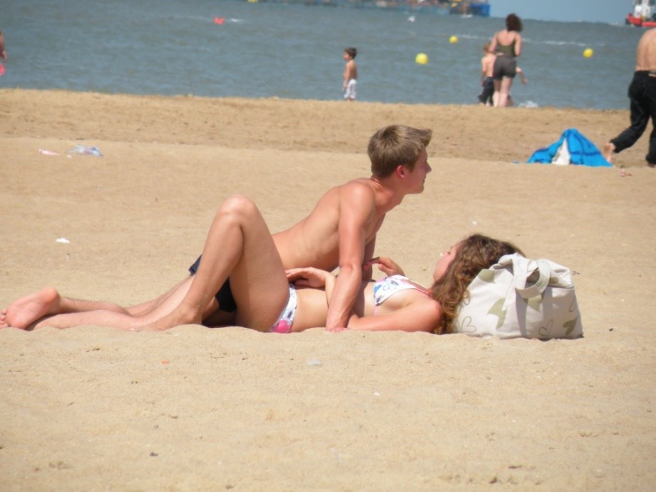 Young couple fuck at beach 