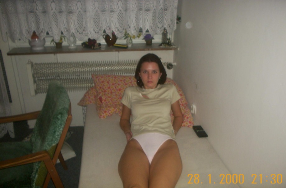 Young girl with small tits but beatifull body showing pussy