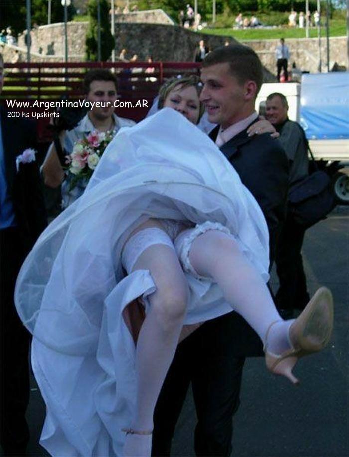 https://www.share-image.com/3900-wedding-upskirt