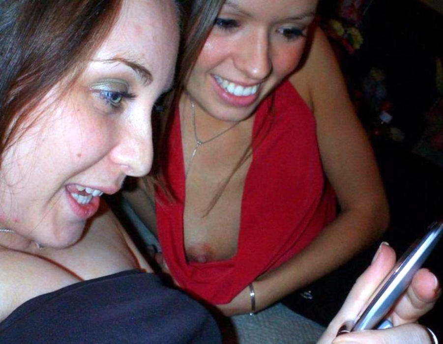 Amateurs girl and their oops nipple slip 