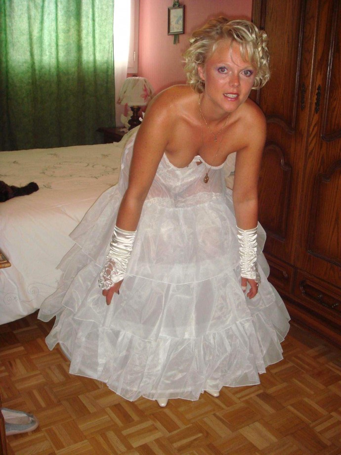 Young brides and her wedding day no.01 