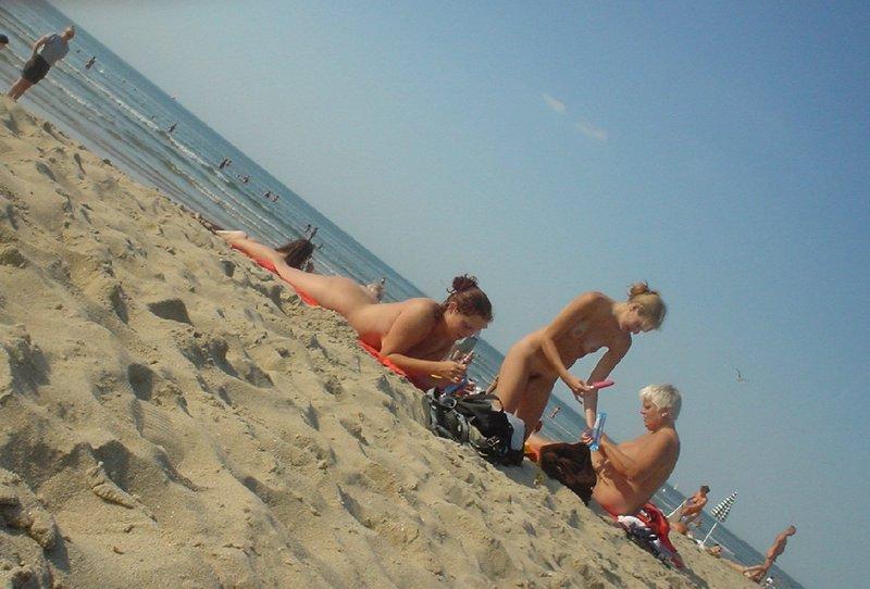 Voyeur at nudistbeach / fkk 