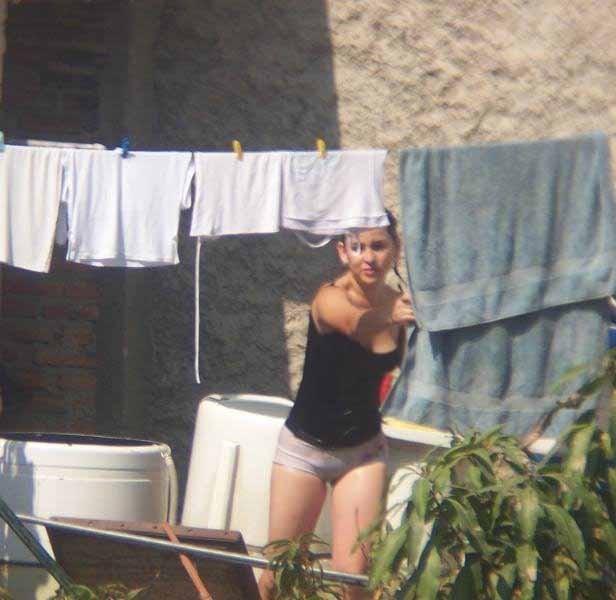 Teen voyeur  - spy pics