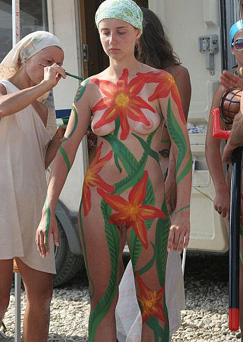 Amateurs: body art. part 2. 