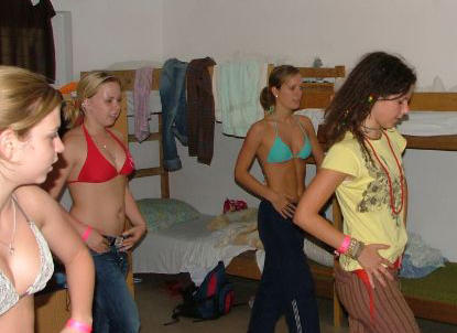 Amateurs: dancing teens. part 1. 