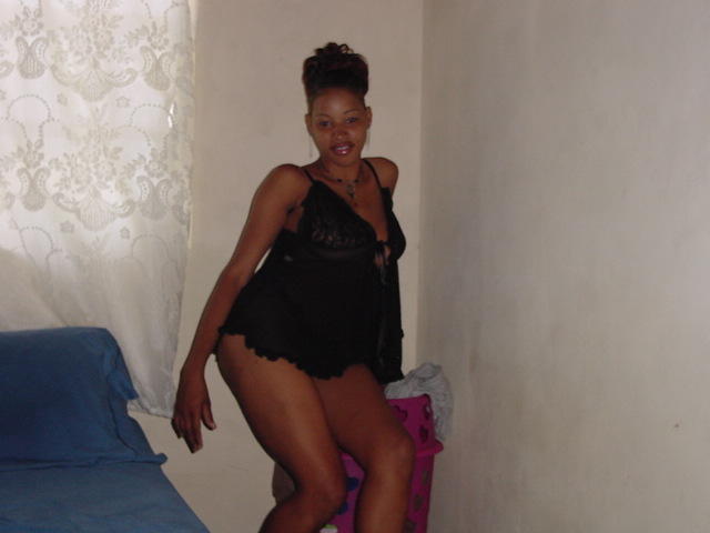 Africa tour - naked black amateur girl 03