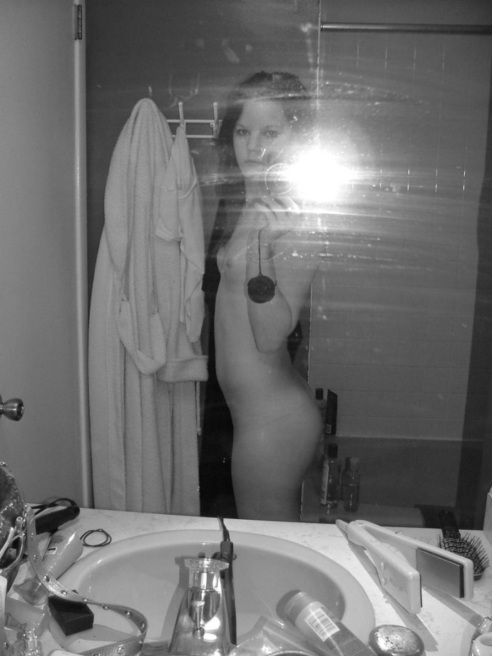 Bw bathroom naked selfshot session 