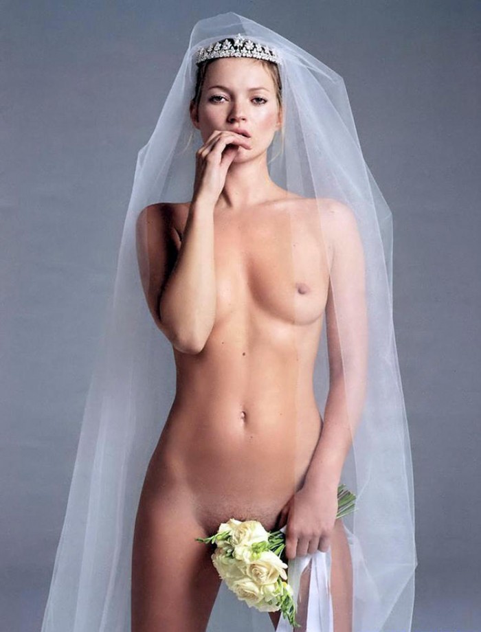 Naked celebrity - kate moss 