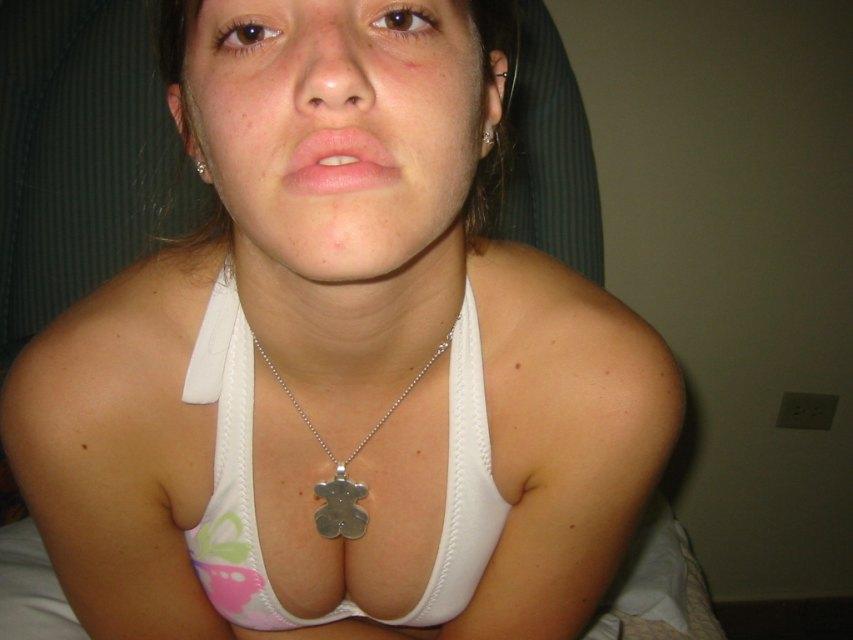 Private - amateur hispanic girl show and blow