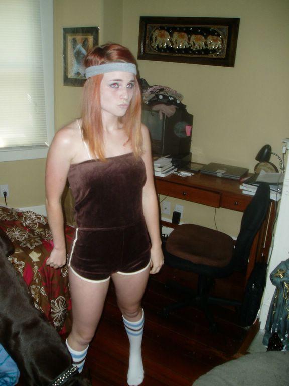 A sweet redhead amateur teen 