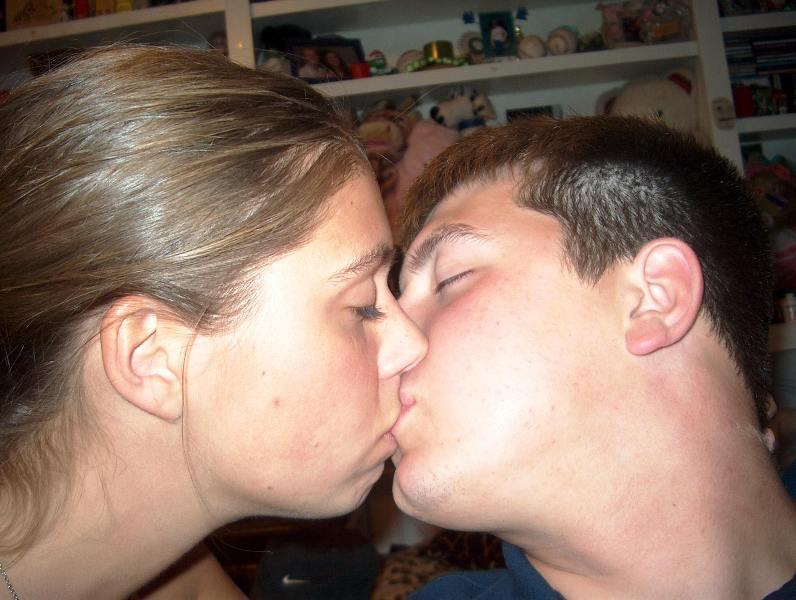 Amateur teen couple