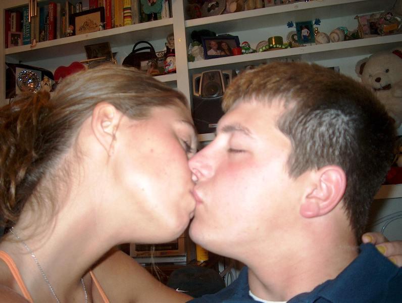 Amateur teen couple