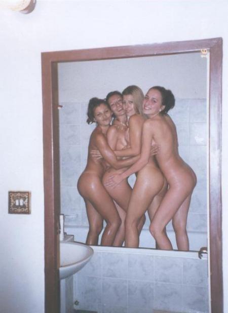 Girls gone wild - group shower 