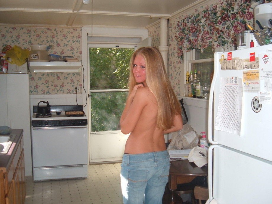 Blonde teen amateur girlfriend zoe 