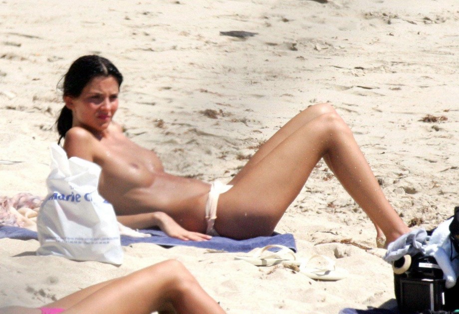 Celebrity - stanimira koleva topless