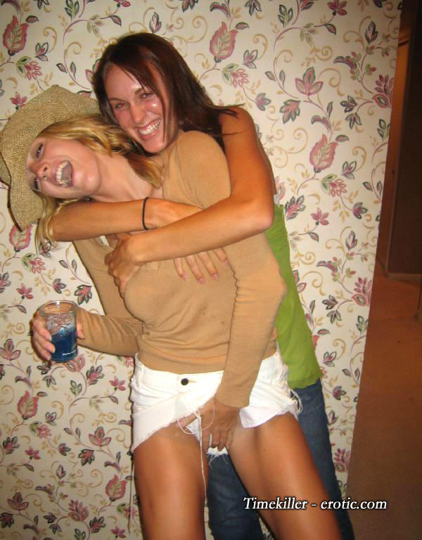 Girls at party- drunk teenagers - amateurs pics 28