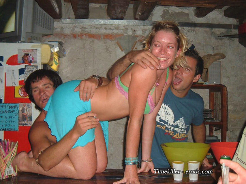 Girls at party- drunk teenagers - amateurs pics 28