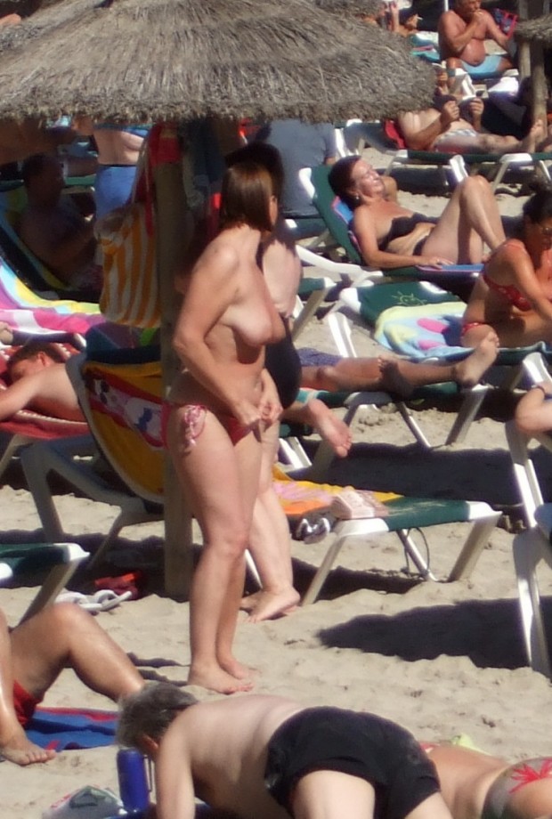 Topless beech girls mallorca 