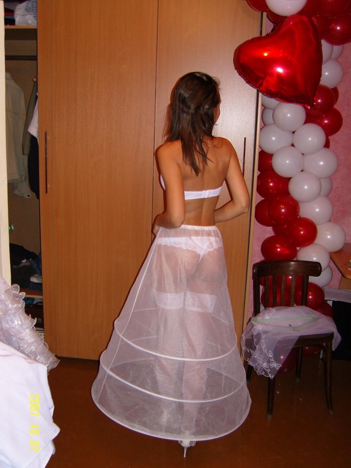 Russian amateur girl serie 289 - bride