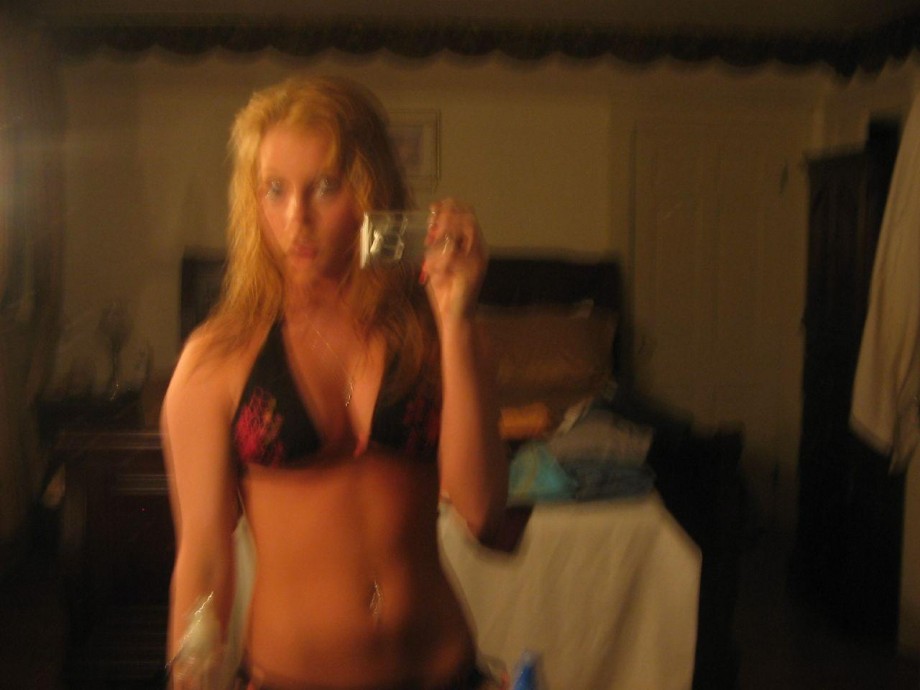 Selfshot - girlfriend flashing 