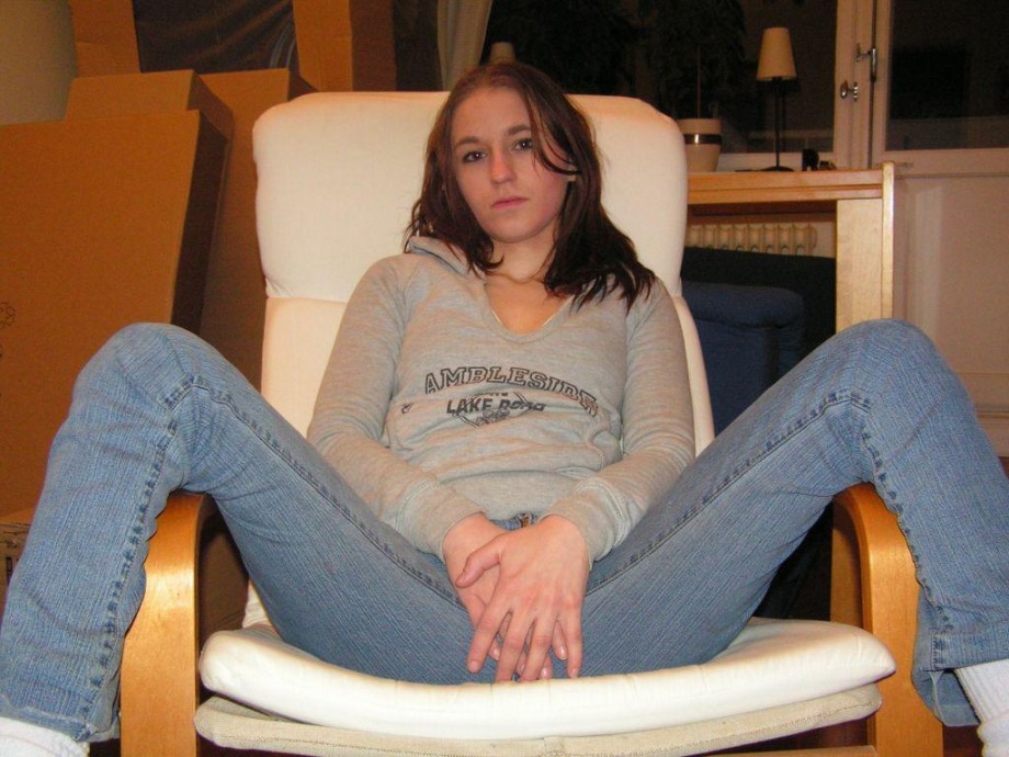 Teen girl in tight jeans 