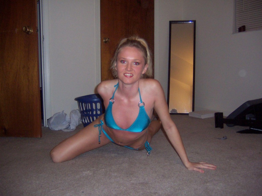 Sweet blonde shows her naked body