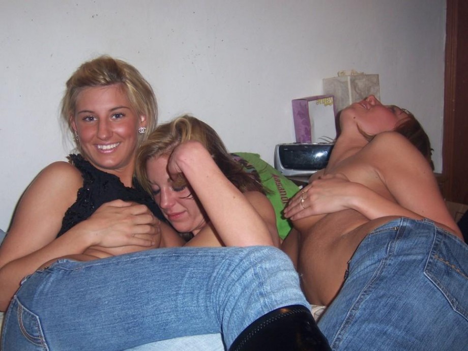 Sexy amateur teen hotties