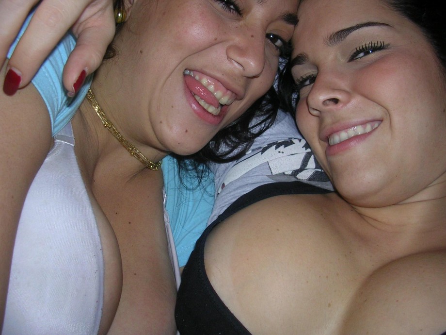 2 hot amateur latinas