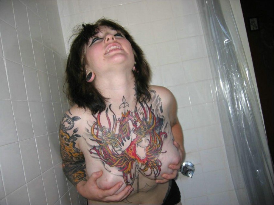 Dalila tatuada - girlfriend with tatoo