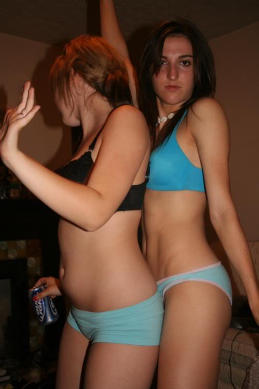 Drunk emo bailys girls nite bra n panty party