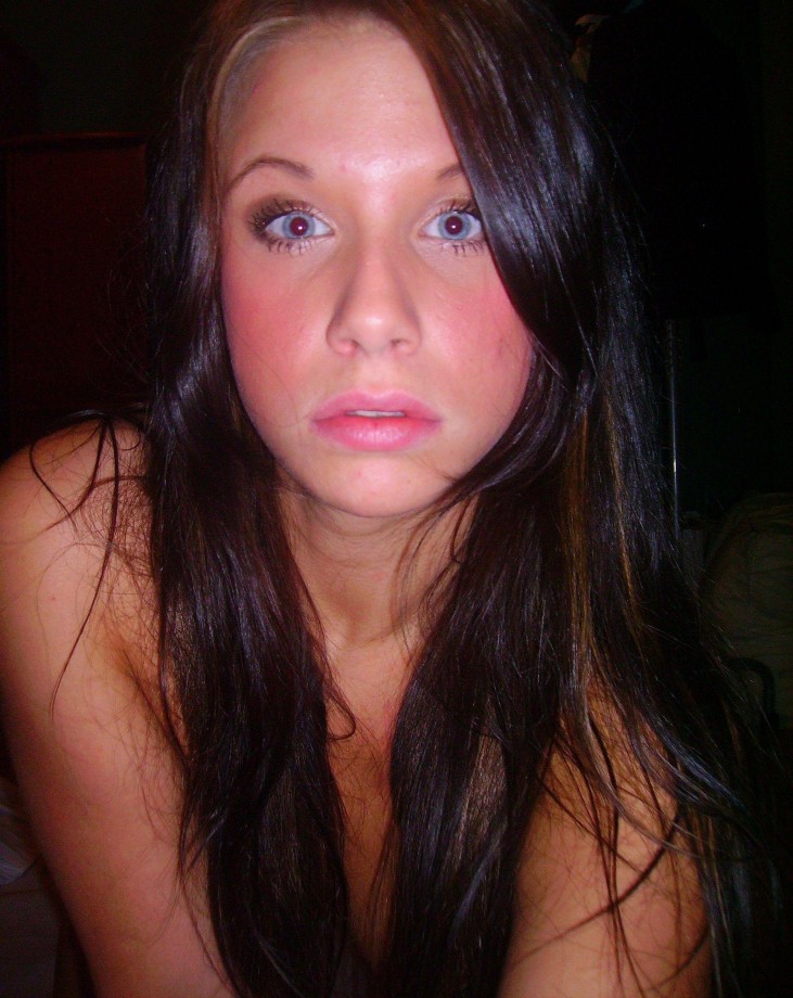 Amateur sweet teen