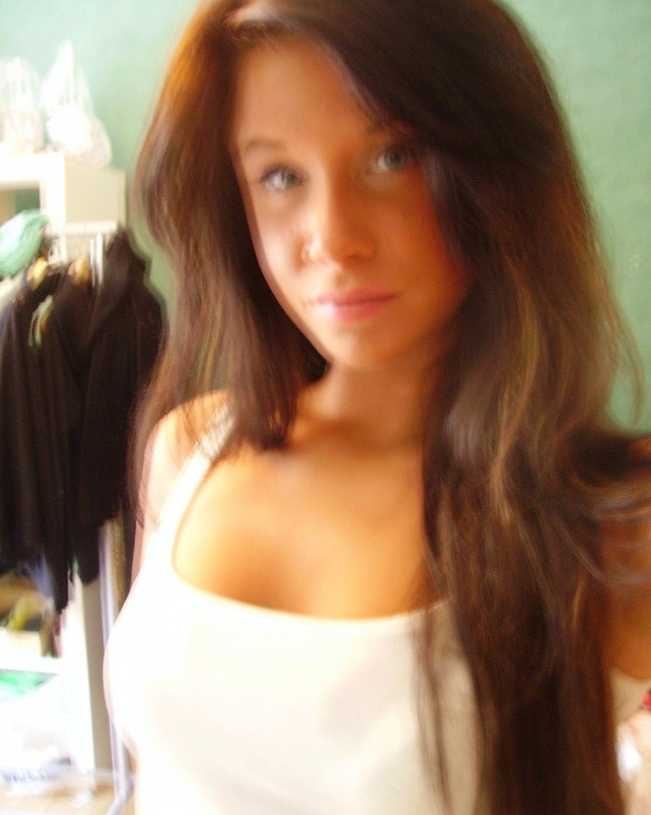 Amateur sweet teen