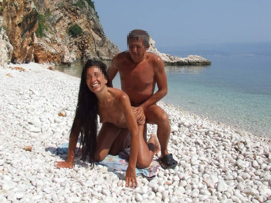 Fucking couple on the beach