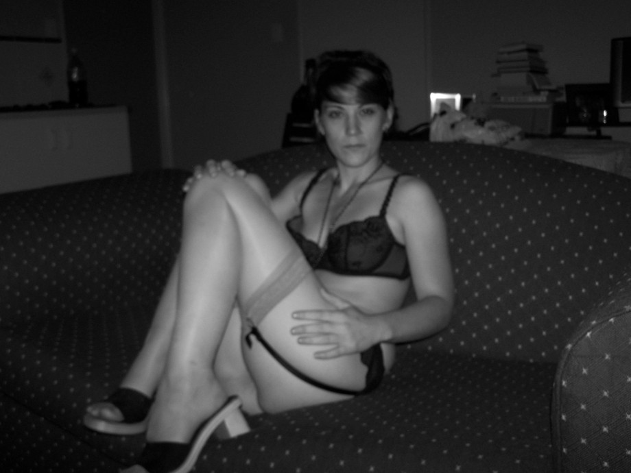 Redbank, qld - amateur couple playing