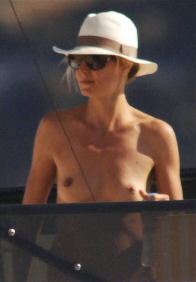 Heidi klum topless on yacht