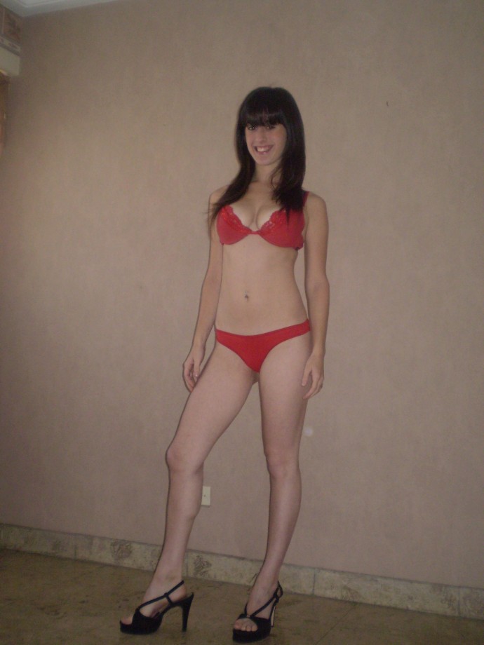 Karen - amateur teen from argentina in lingerie