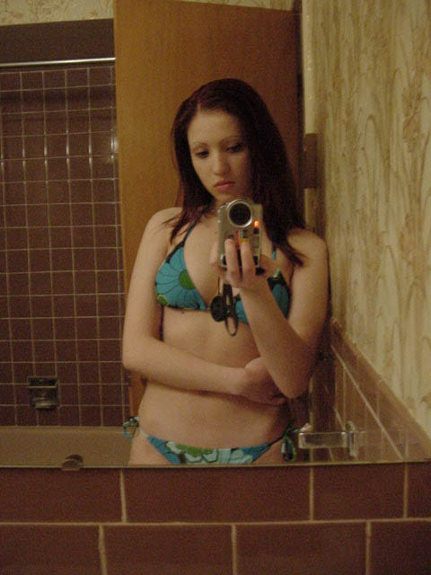 Selfshots - teen girl