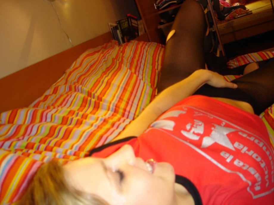 Selfshots - amateur teen in undewear on the bed