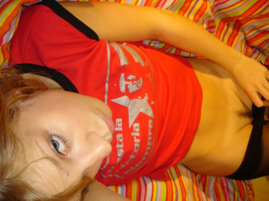 Selfshots - amateur teen in undewear on the bed