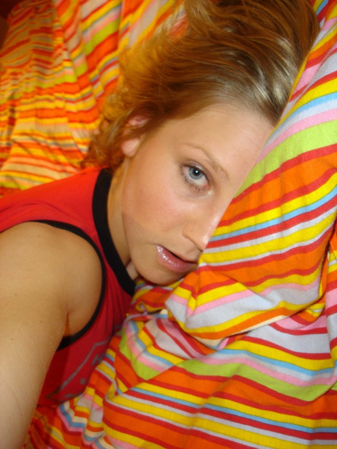 Selfshots - amateur teen in undewear on the bed