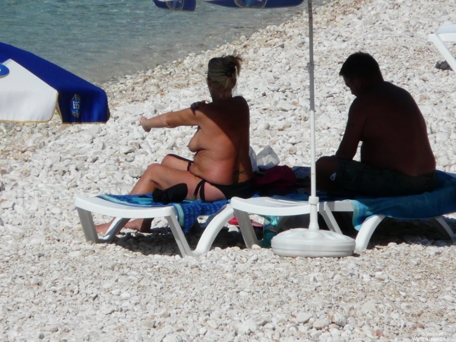 Nudist beach 07