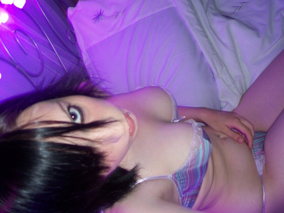 Emo gorlfriend - selfshot